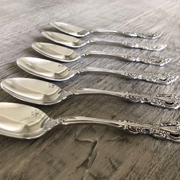 Oneida Michelangelo Cube Set of 6 Stainless Steel Teaspoons - Picture 3 of 8